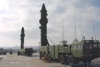 Sinodefence - Internet Photo von zwei DF-25 Raketen in ready-to-launch Position<br /> (Quelle: Chinese Internet)