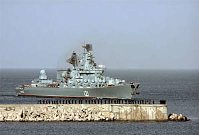 Marineforum - MOSKVA läuft in Kochi ein (Foto: russ. Marine)